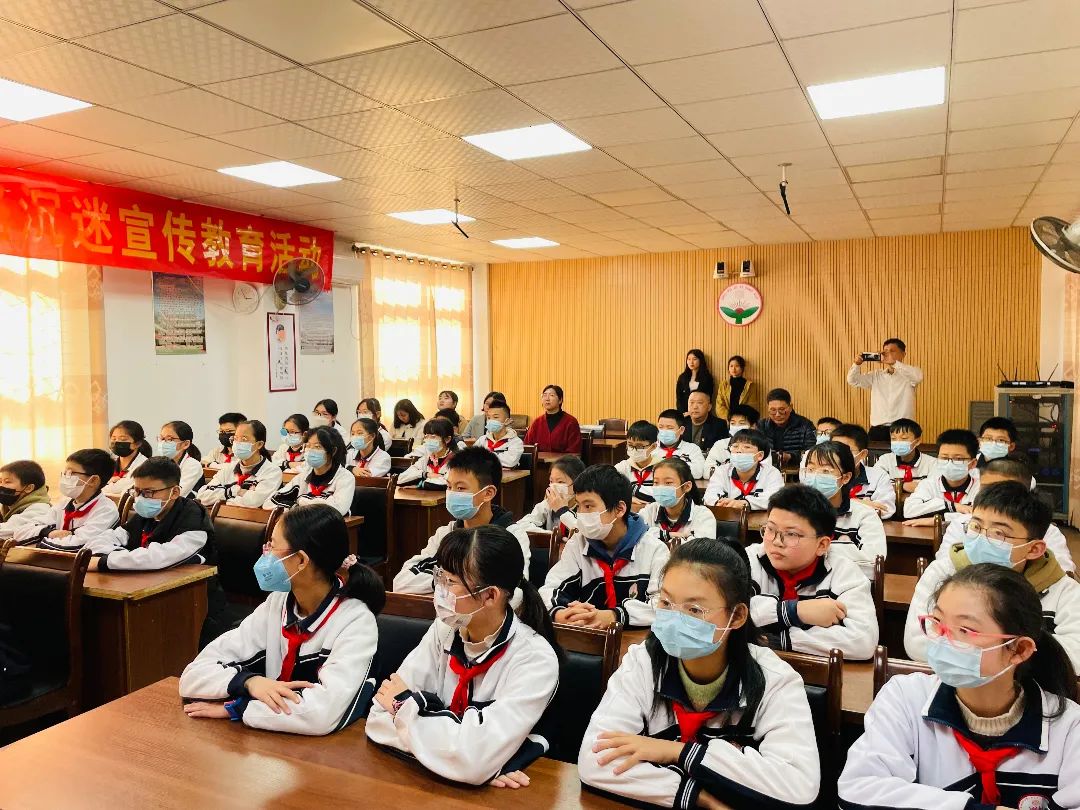 20230228“禮贊二十大,文明伴我行”活動(掃黃打非、防網(wǎng)絡(luò)沉迷)7.jpg 圖片